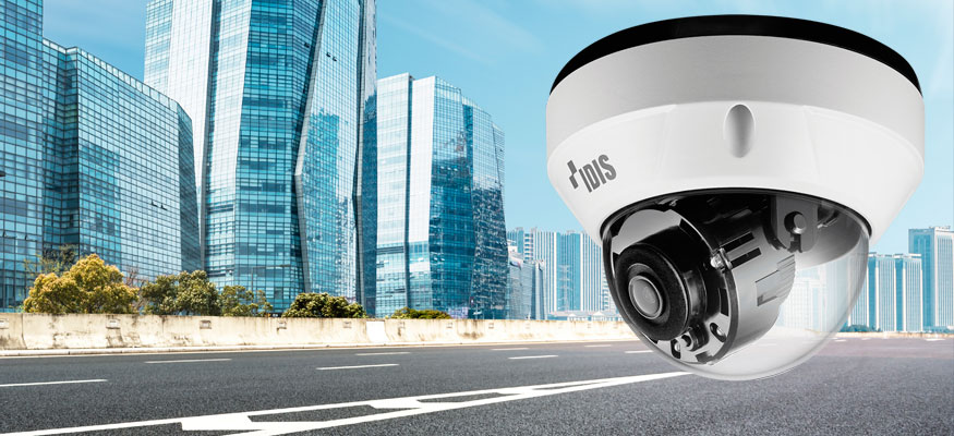 Уличная антивандальная UltraHD-камера IDIS с бортовой видеоаналитикой