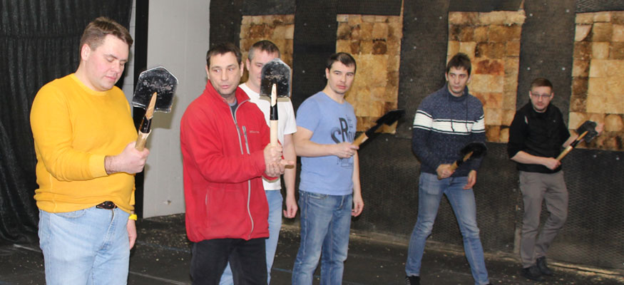 День метания ножей, топоров и лопат в «ТЕРАТЕК»