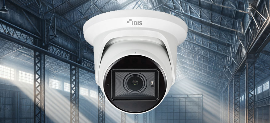Передовая сетевая камера IDIS с моторизованным объективом и искусственным интеллектом