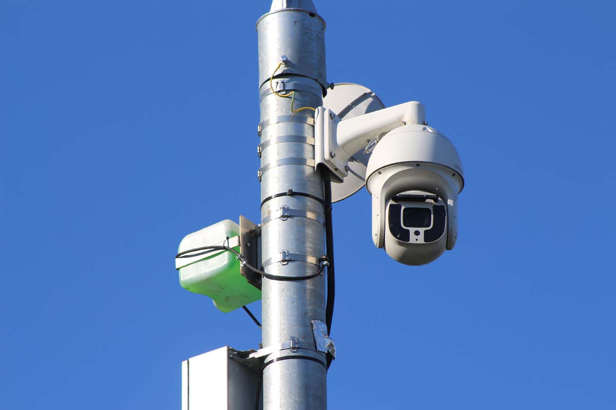 Автоматическая очистка камер в городской среде — важный элемент надёжного видеонаблюдения